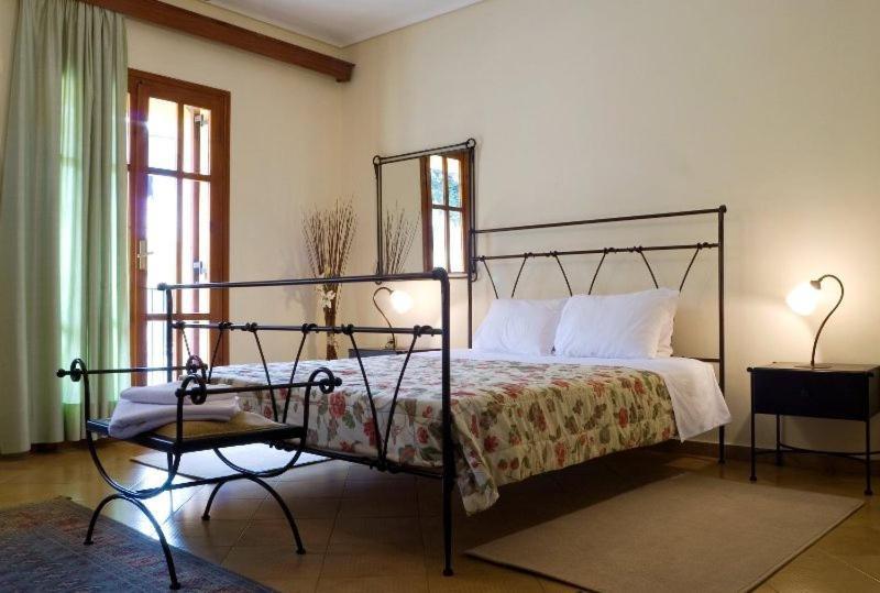 Hotel Krinides Kalawrita Zewnętrze zdjęcie
